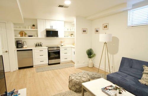 University Park Maison | Fully Renovated Gem near Cherry Creek North