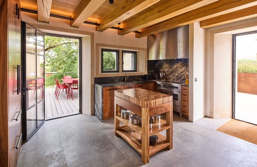 Montagudet Maison | Fully renovated modern design farmhouse