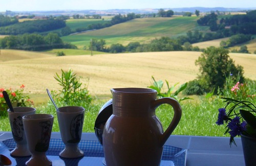 Gimont Cottage | Gite entiérement restaurée,vue sur la campagne gersoise et les pyrénées