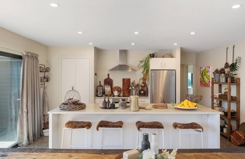 North Island Maison | Fun and Falls Haven - Mangakino Holiday Home