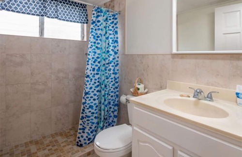 Worthing Hôtel | Fun at Dover Beach! W/ Private Balcony & Kitchenette! FREE Parking, Pool