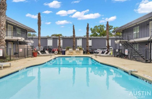 Cherrywood Appartement | Fun For All in Modern Apt Pool and Grill and Dog Park