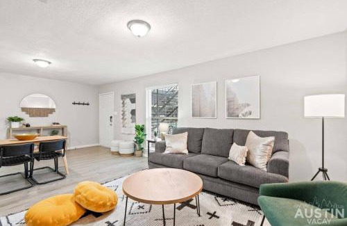 Cherrywood Appartement | Fun For All in Modern Apt Pool and Grill and Dog Park
