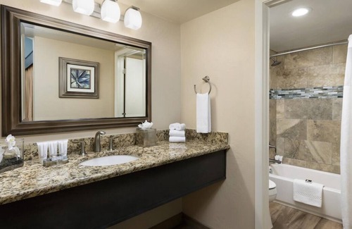 South Scottsdale Station Balnéaire | Fun for the Whole Family! 4 Pet-Friendly Units, 5 Pools, Near Golf, Hiking