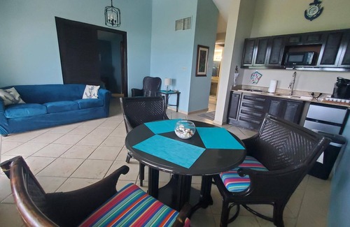 Culebra Pueblo Villa | Fun-Sea Water View Apartment