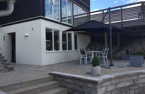 Tanum Copropriété | Appartement fonctionnel avec vue sur mer