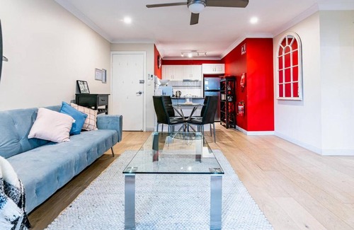 Brookvale Appartement | Funda Place - Leafy Hideout in Northern Beaches