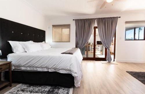 Brandwag Appartement | Fungamukaba Sanctuary - Stone Cottage