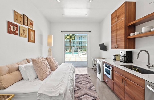 Roosevelt Appartement | Funky Pool Side Cabana in DTPHX