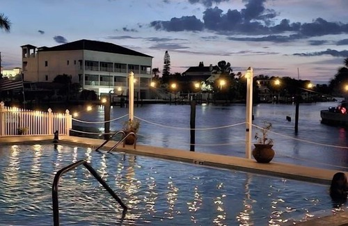 Capri Isle Appartement | Funshine Pointe Capri - Newly Renovated - Intercoastal Views