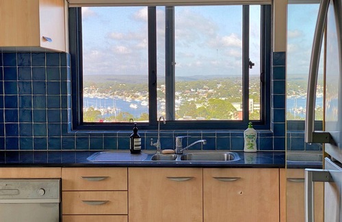 Cronulla Appartement | Furnished Rental- it is sure to keep you entertained from start to finish.