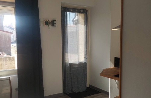 La Boissiere-des-Landes Appartement | Appartement T2 meublé - entrée indépendante