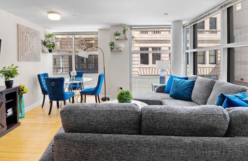 Theatre District Appartement | Furnished Apartment in Downtown