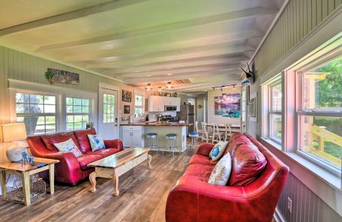 Cedar Lane Maison | Furnished Deck and Dock Renovated Sargent Cabin!