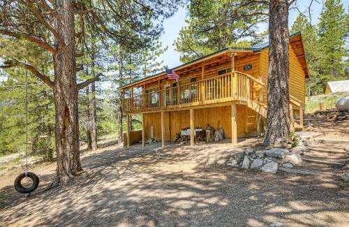 Mammoth Creek Maison | Furnished Deck and Mountain Views Panguitch Cabin