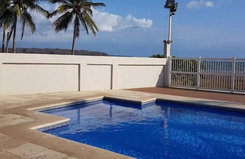 Barranca Appartement | Appartement meublé adapté aux familles avec vue sur l'océan et à quelques pas de la plage
