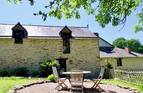 Iffendic Cottage | Gîte meublé 5 personnes avec piscine en Bretagne aux portes de Brocéliande