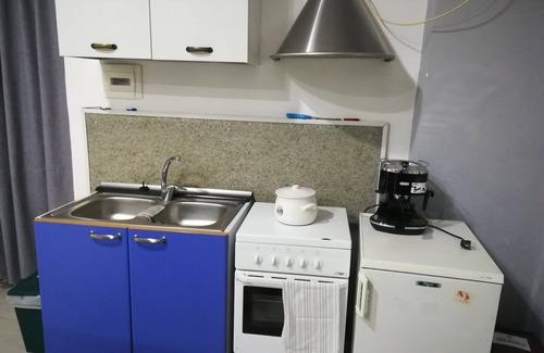 Castel San Giorgio Appartement | Studio meublé (lit double) avec TV et salle de bain privée