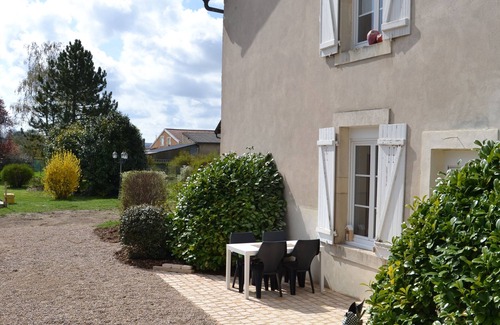 Lacroix-sur-Meuse Maison | Meublé de tourisme gite cosy proche de Verdun Saint Mihiel à Lacroix-Sur-Meuse