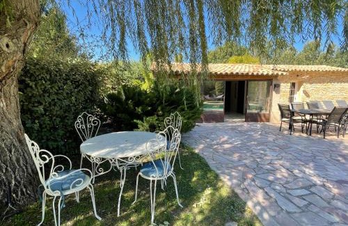 Fuveau Maison | FUVOLEA, Maison de vacances à 15 min du centre d'Aix-en-Provence, piscine chauffée en saison - jardin - parking privé gratuit