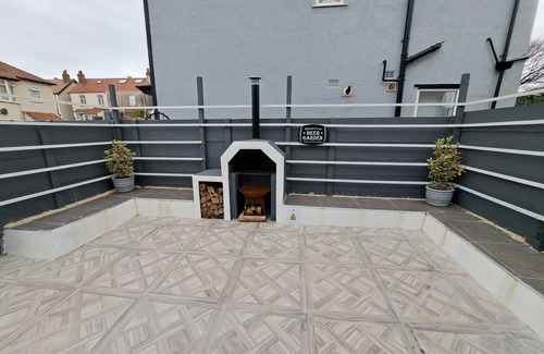 Bispham Maison | Fylde Cottage - Your Perfect Staycation Accommodation W/Hot tub