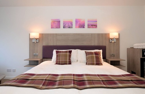 Tighnabruaich Hôtel | Fyne Rooms Arran - sleeps 4 guests in 1 bedroom