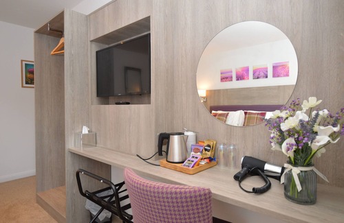 Tighnabruaich Hôtel | Fyne Rooms Arran - sleeps 4 guests in 1 bedroom