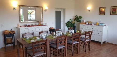 Neustadt-Diedesfeld Maison | Gästehaus Weingut Glas