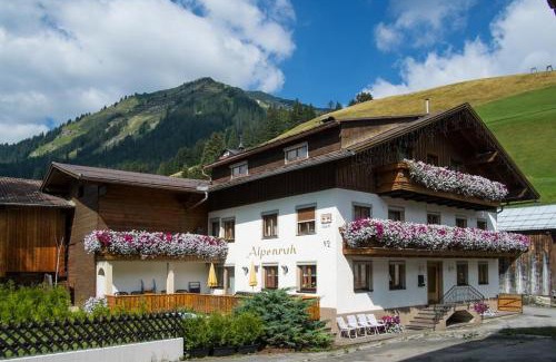 Holzgau Appartement | Gästehaus Alpenruh