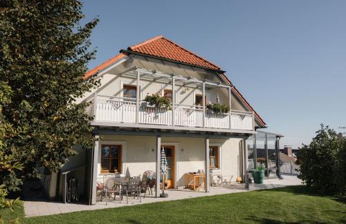 Pfarrkirchen im Muehlkreis Maison | Gästehaus Pension Lang