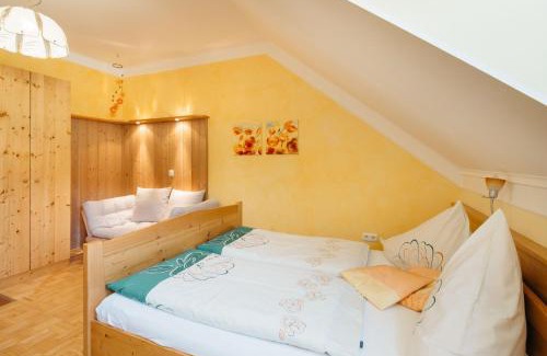 Pfarrkirchen im Muehlkreis Maison | Gästehaus Pension Lang