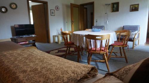 Bayerisch Eisenstein Hôtel | Gästehaus Buchinger