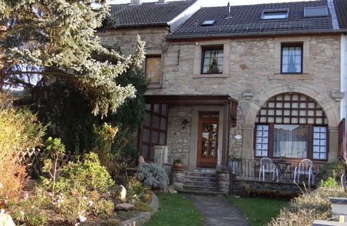 Obermaubach Maison | Gästehaus Burg Molbach