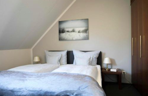 Spiekeroog Appartement | Gästehaus Orion - Wohnung 4
