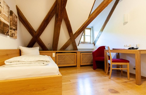 Kelheim Maison | Gästehaus St. Georg