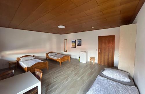 Burghaun Appartement | Gästehaus Zur Schmiede