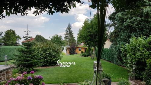 Taucha Appartement | Gästewohnung Flora