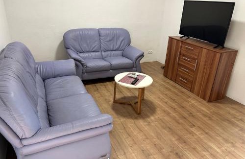 Osterburg Appartement | Gästewohnung gesamte Unterkunft- TV- Internet