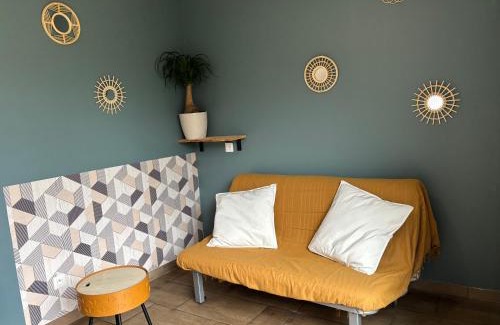 Cerans-Foulletourte Appartement | Gîte à la campagne 3