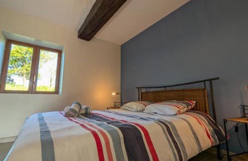 Cluis Maison | Gîte à la ferme avec jardin privatif, proche de sites touristiques et tout confort inclus - FR-1-591-341