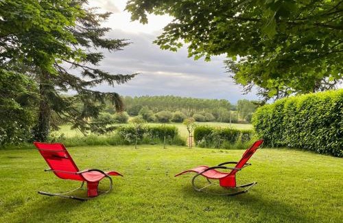 Moulins-le-Carbonnel Maison | Gîte écologique de charme avec grand jardin, proche des Alpes Mancelles, idéal famille et amis - FR-1-410-132