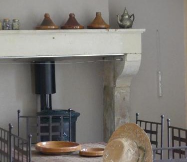 Rochefoucauld - Porte du Perigord Maison | Gîte Ô Pois Papillon