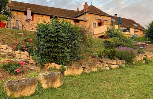 Vers Maison | Gîte "La maison de la colline"