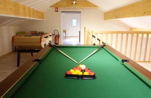 Beaufort Maison | Gîte 15 pers. - Mobilité réduite - Proche Saint-Guérin - Parking, Salle de réunion, Ski room - FR-1-342-260