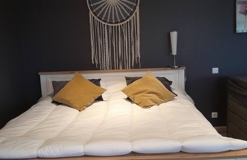 Montreuil-sur-Mer Lit Et Petit-Déjeuner | Gîte 2 ou 4 personnes avec jacuzzi et terrasse privative