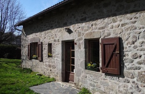 Roumegoux Maison | Gîte 4/6 pers. Calme, Rando, VTT…