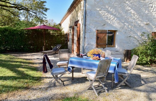 Monflanquin Maison | Gîte 5 – « Le Chêne » (GITE CLIMATISE)