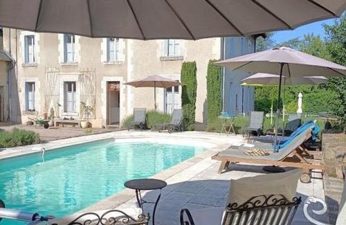 Arfeuilles Maison | Gîte 6 pers avec piscine, terrasse et parc, idéal randos et détente - FR-1-489-436