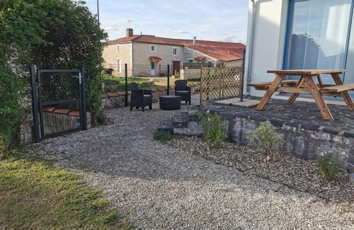 Xanton Maison | Gîte pour 8 personnes " Les 4 Saisons" en famille ou entre amis
