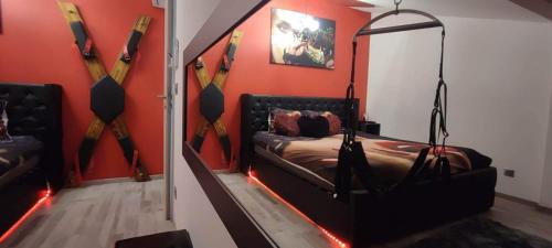 Benfeld Maison | Gîte Ange ou Démon, jacuzzi, sauna, love room, location à la journée